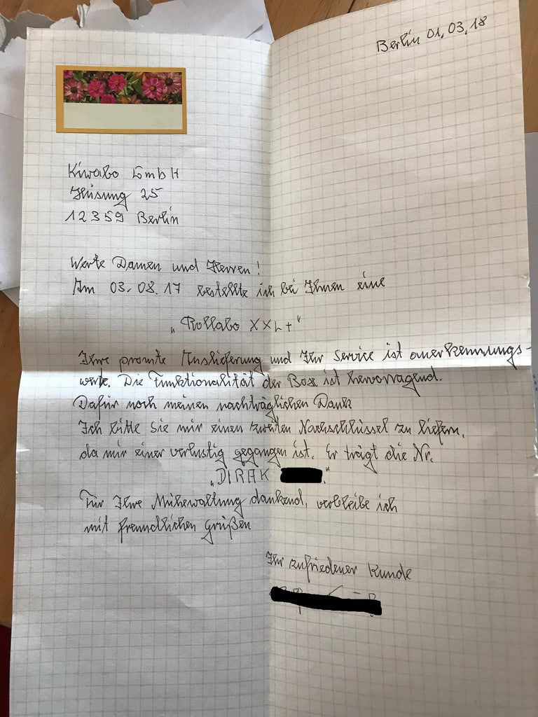 Handgeschriebener Brief auf kariertem Papier mit Adresse und Dankesworten an Kinabo GmbH in Berlin