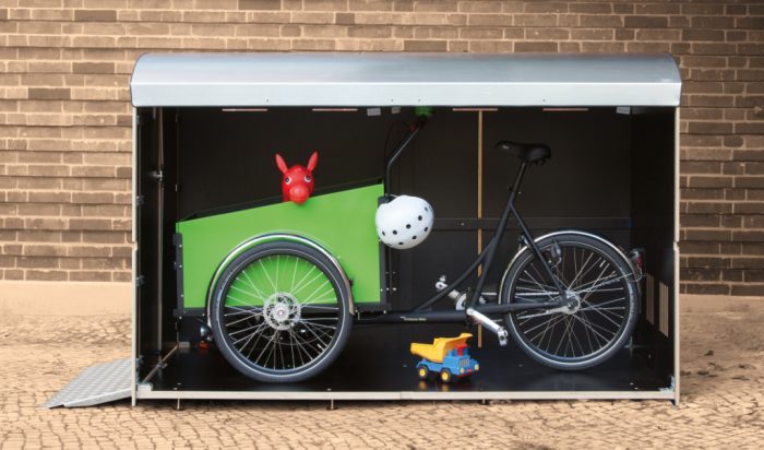 Wie viel passt in eine Fahrradbox XL? Eine Volumenbild farabo XL für breite Lastenräder